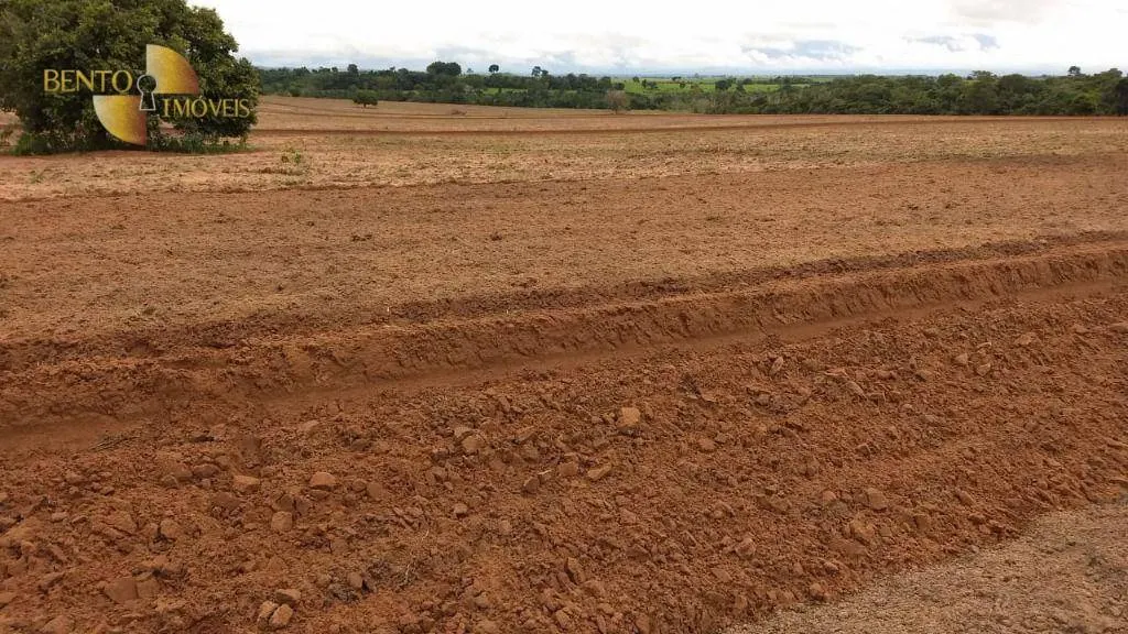 Fazenda à venda de 2.500 ha em Rosário Oeste, MT, Brasil