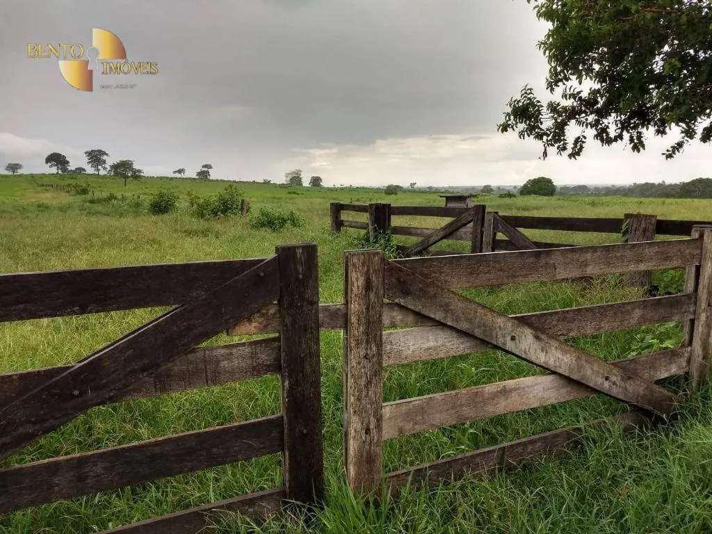 Fazenda à venda de 2.500 ha em Rosário Oeste, MT, Brasil