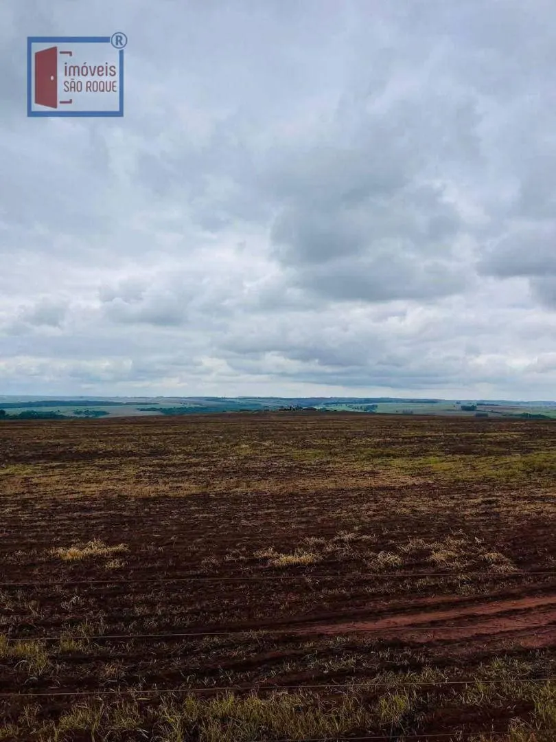 Fazenda à venda de 278 ha em Santa Cruz do Rio Pardo, SP, Brasil