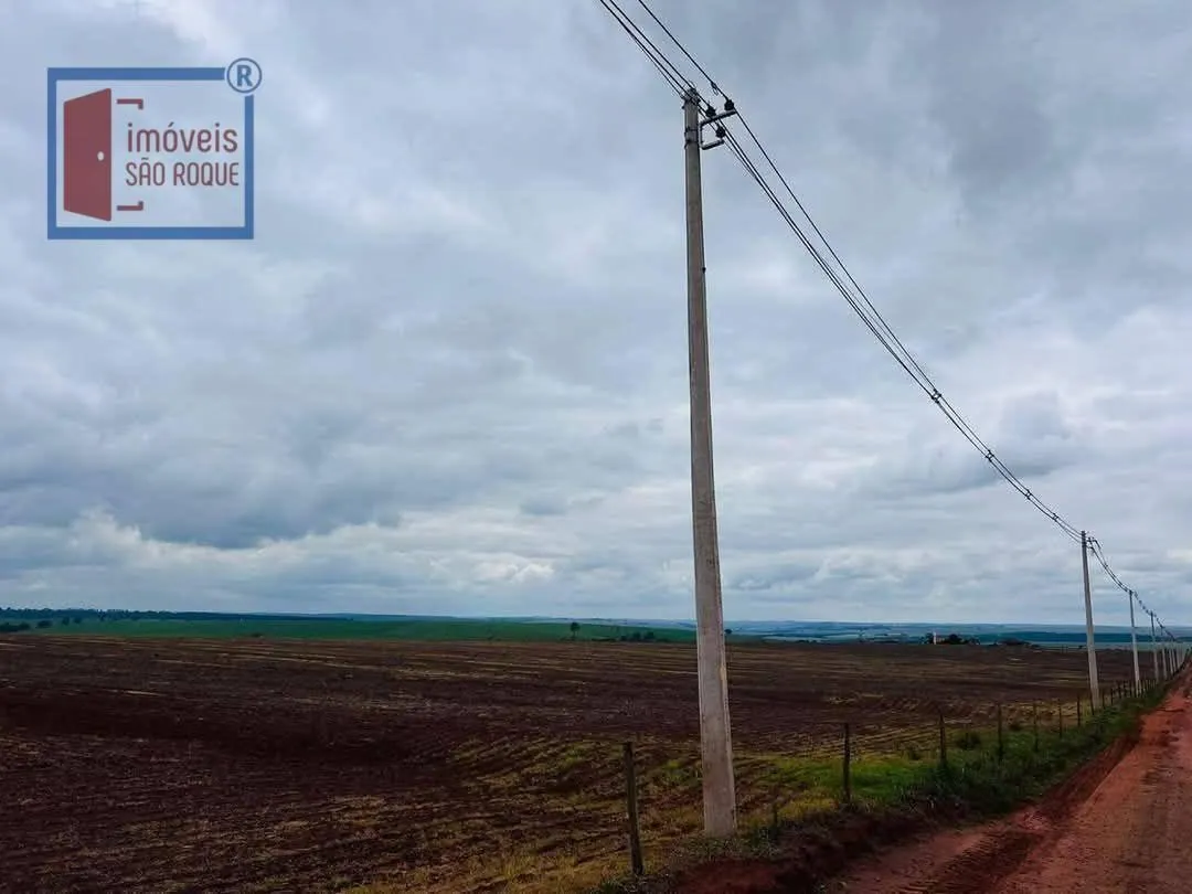 Fazenda à venda de 278 ha em Santa Cruz do Rio Pardo, SP, Brasil