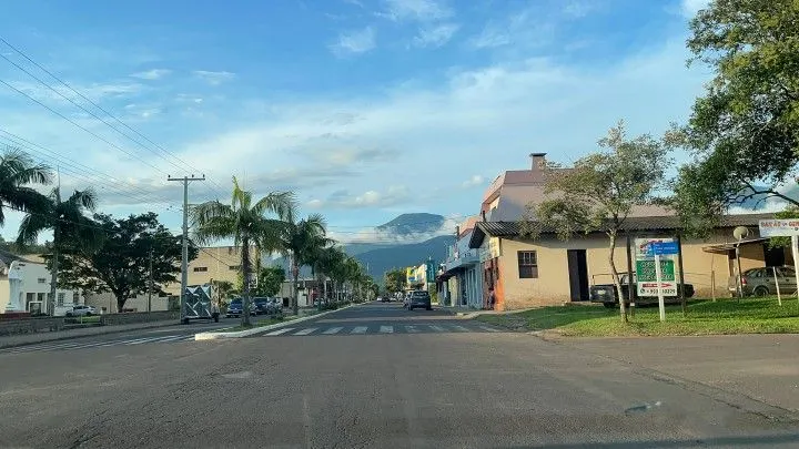Plot for sale of 616 m² in Maquiné, RS, Brazil
