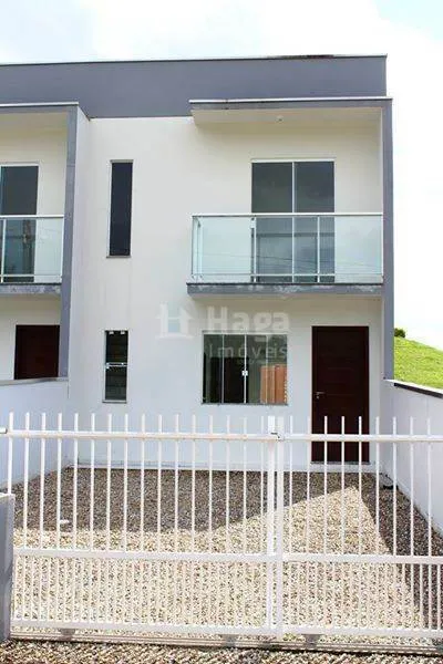 Casa à venda de 72 m² em Guabiruba, SC, Brasil