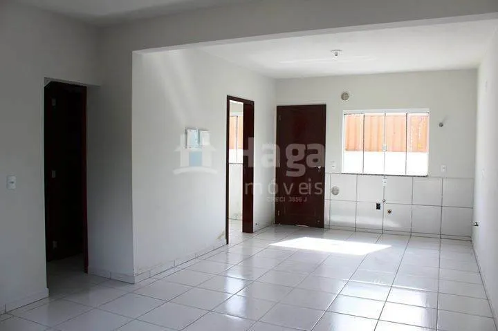 Casa à venda de 72 m² em Guabiruba, SC, Brasil
