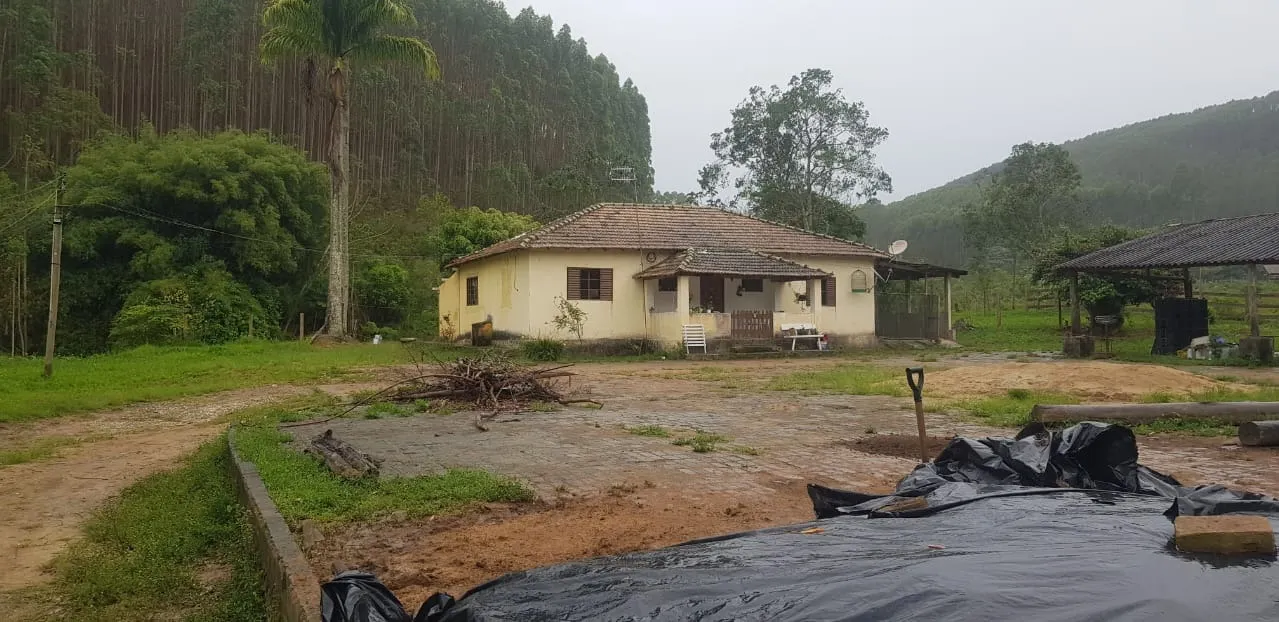 Fazenda à venda de 760 ha em Natividade, RJ, Brasil