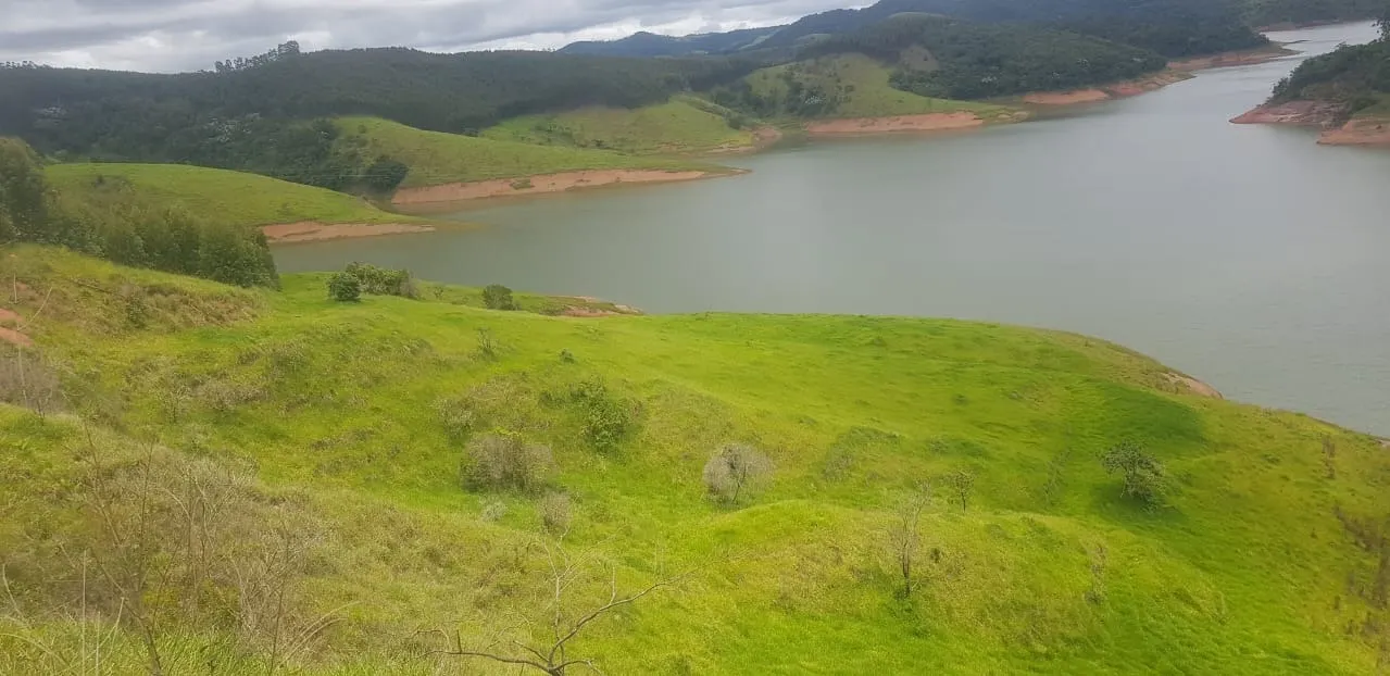 Fazenda à venda de 760 ha em Natividade, RJ, Brasil