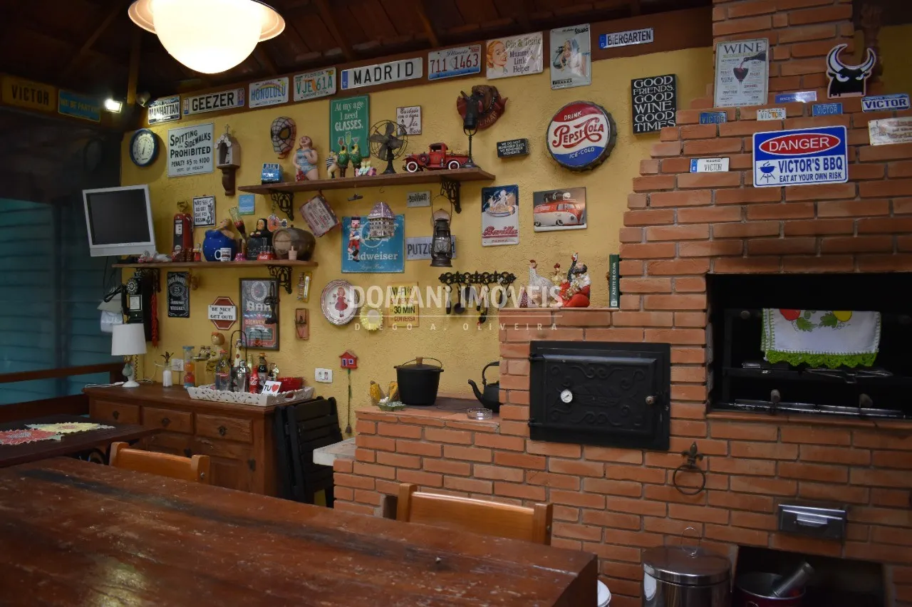 Casa à venda de 1.750 m² em Campos do Jordão, SP, Brasil