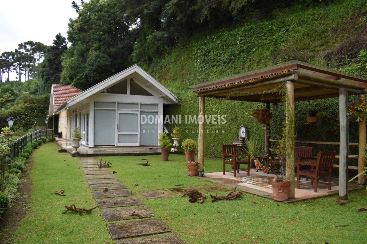 Casa à venda de 1.750 m² em Campos do Jordão, SP, Brasil