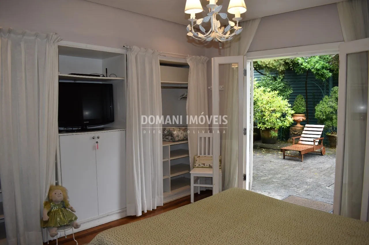 Casa à venda de 1.750 m² em Campos do Jordão, SP, Brasil