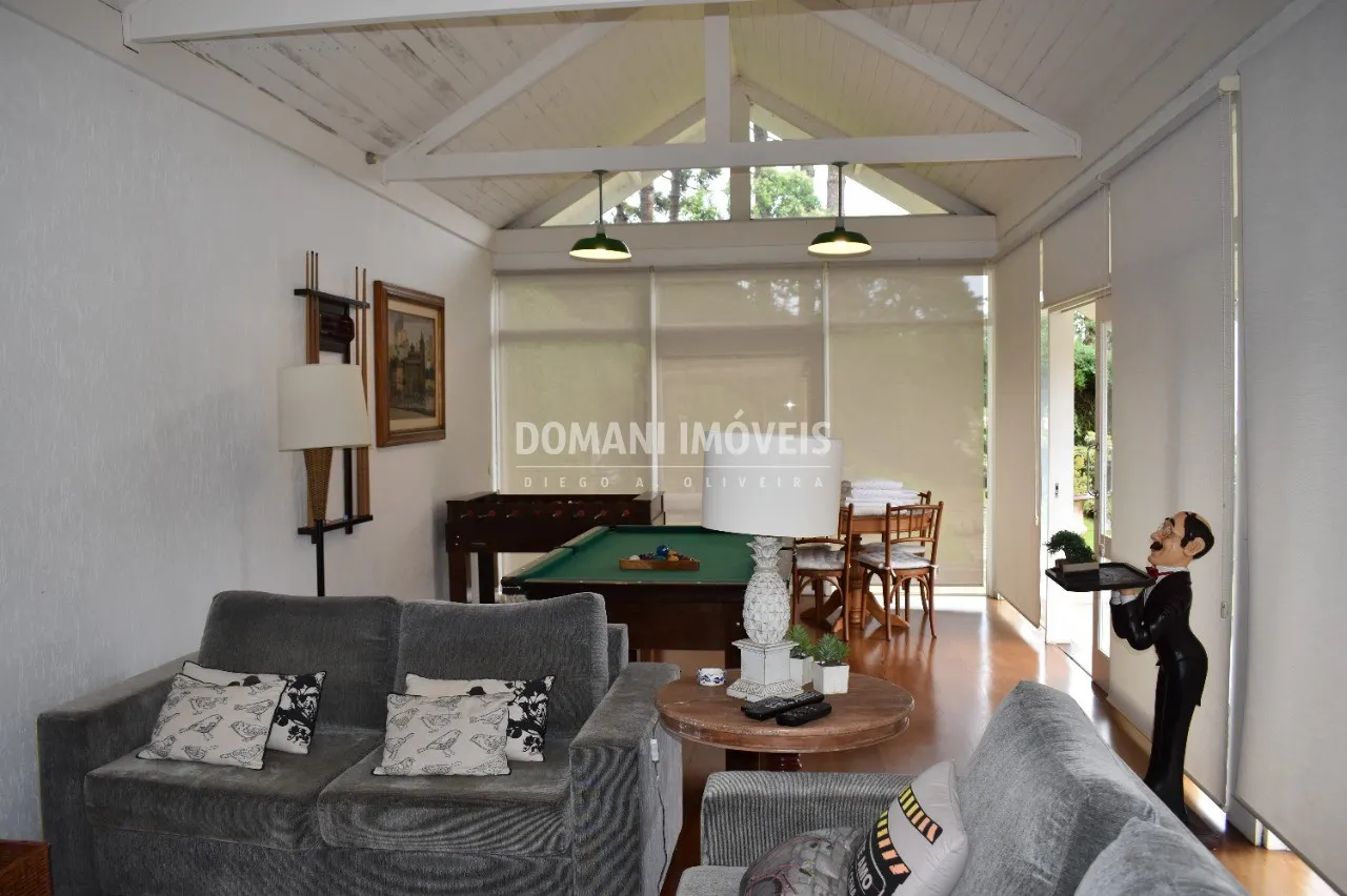 Casa à venda de 1.750 m² em Campos do Jordão, SP, Brasil