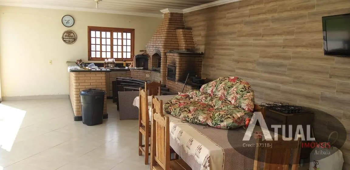 Casa à venda de 1.700 m² em Piracaia, SP, Brasil