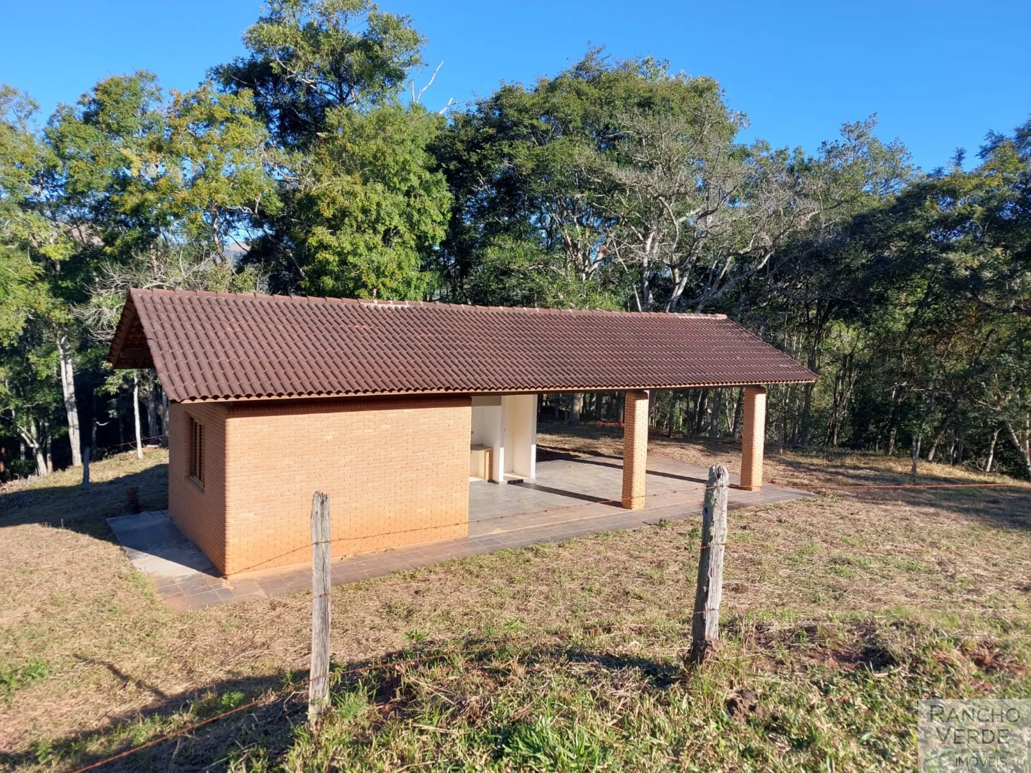 Plot for sale of 11 m² in Monteiro Lobato, SP, Brazil