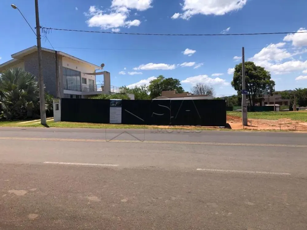 Country home for sale of 450 m² in Pardinho, SP, Brazil