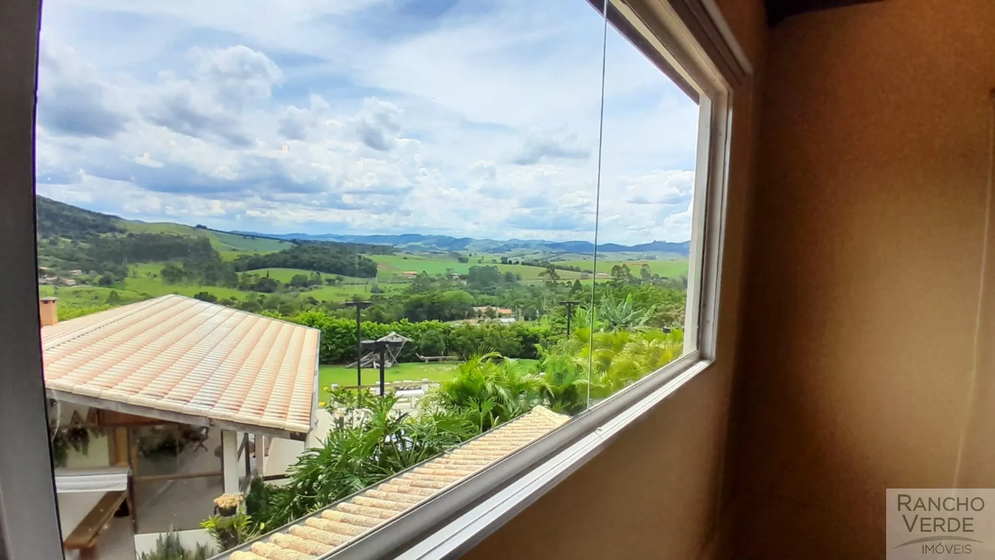 Country home for sale of 3,000 m² in Paraibuna, SP, Brazil