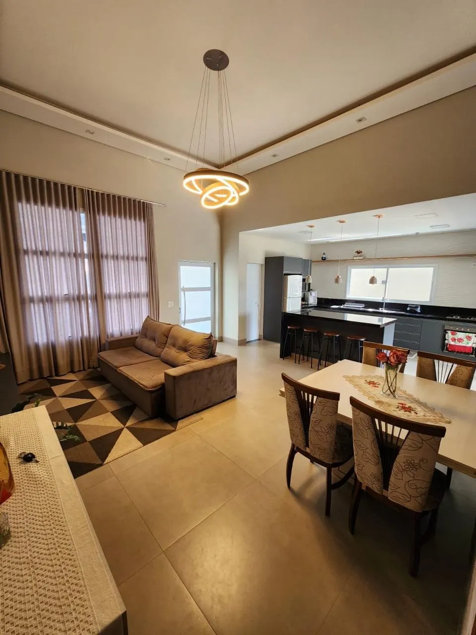 Casa à venda de 250 m² em Hortolândia, SP, Brasil