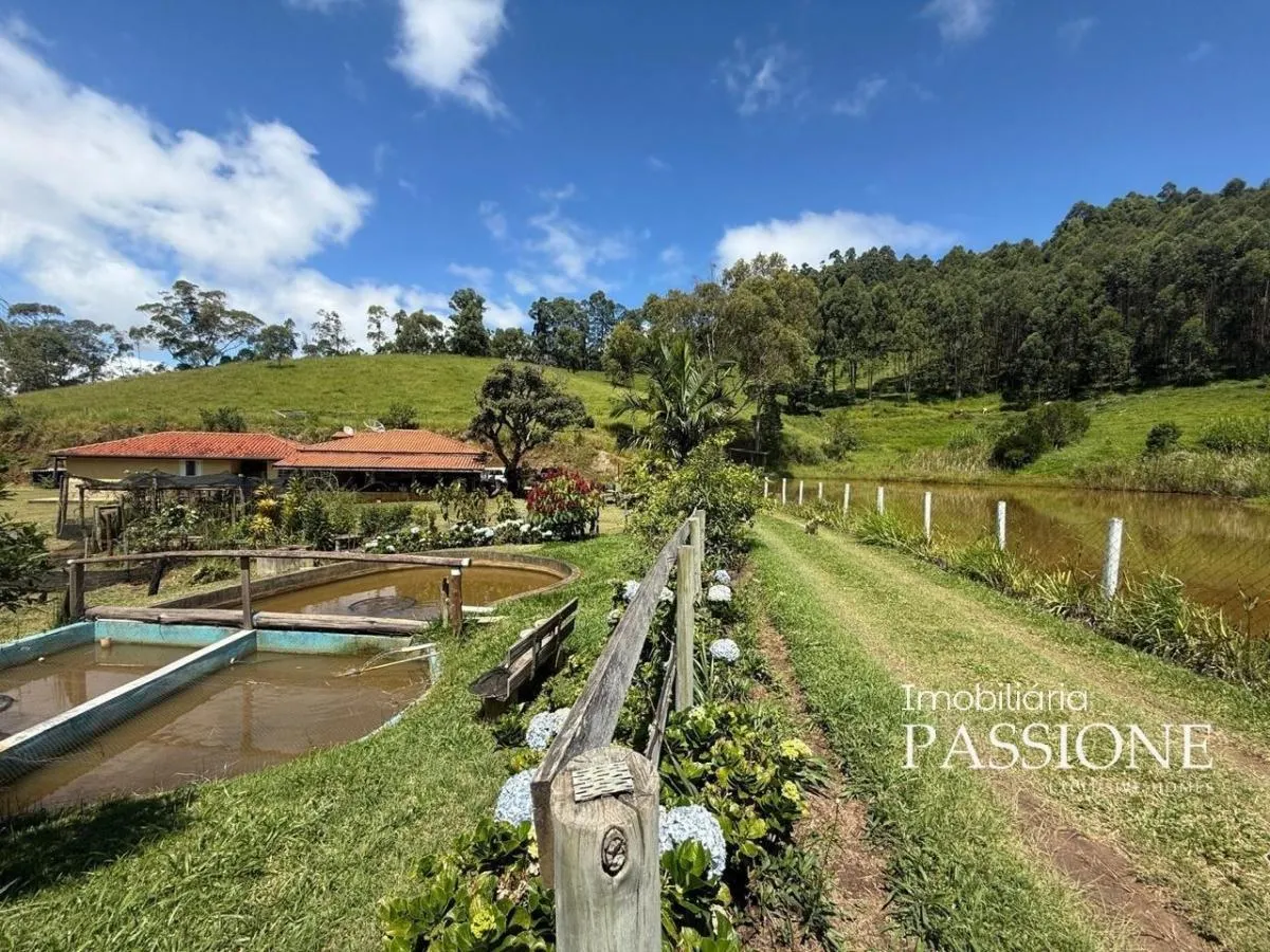 Country home for sale of 450 m² in Joanópolis, SP, Brazil