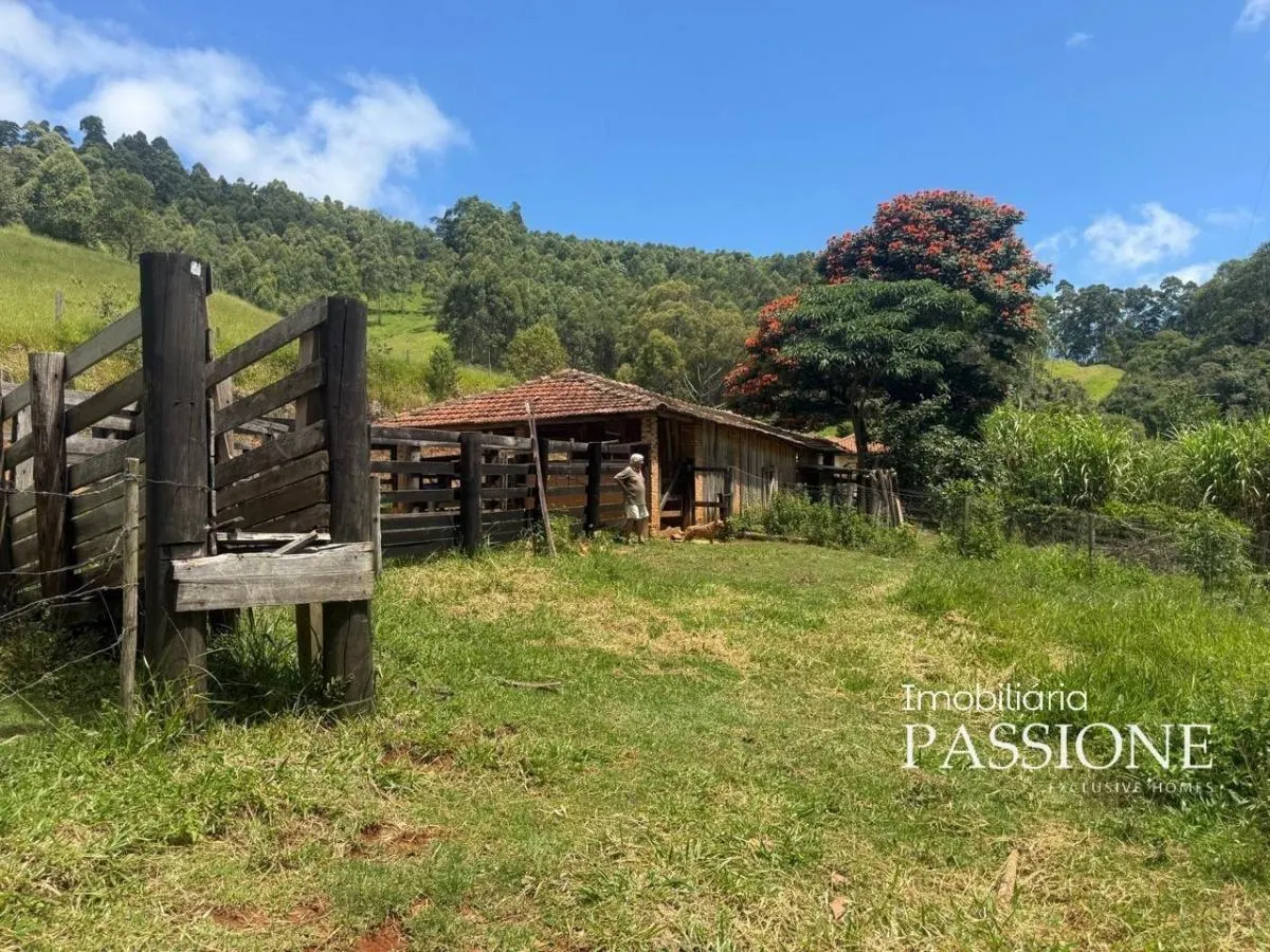 Country home for sale of 450 m² in Joanópolis, SP, Brazil