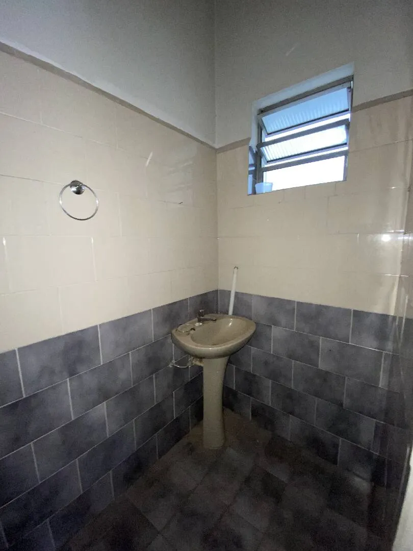 Comercial para Alugar de 75 m² em Piraju, SP, Brasil