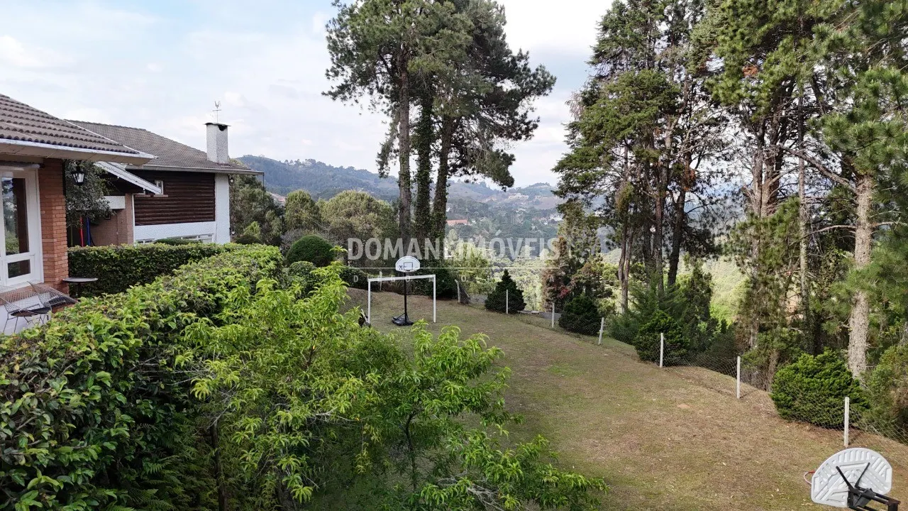 Casa à venda de 3.080 m² em Campos do Jordão, SP, Brasil