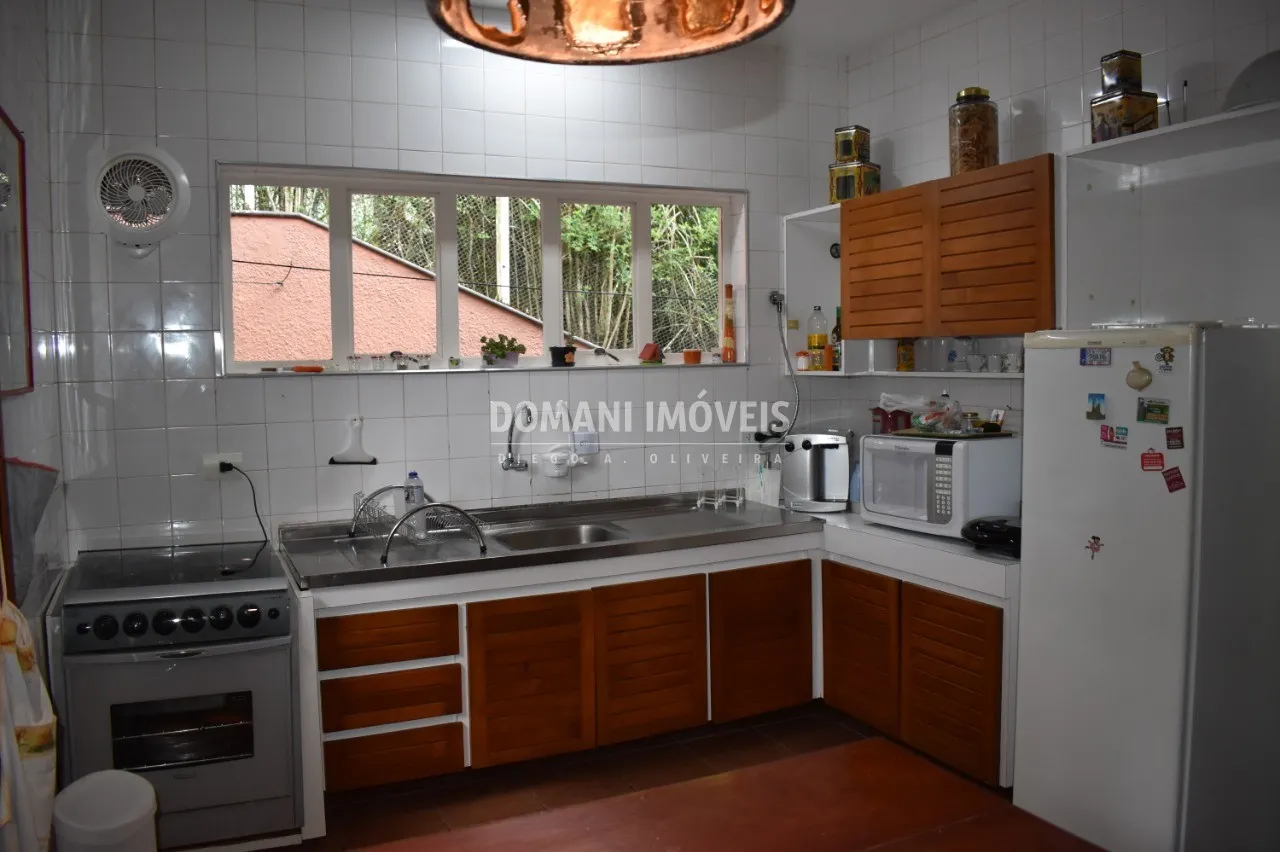 Casa à venda de 3.080 m² em Campos do Jordão, SP, Brasil