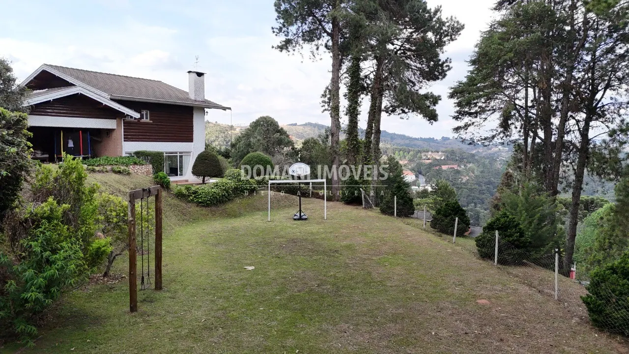 Casa à venda de 3.080 m² em Campos do Jordão, SP, Brasil