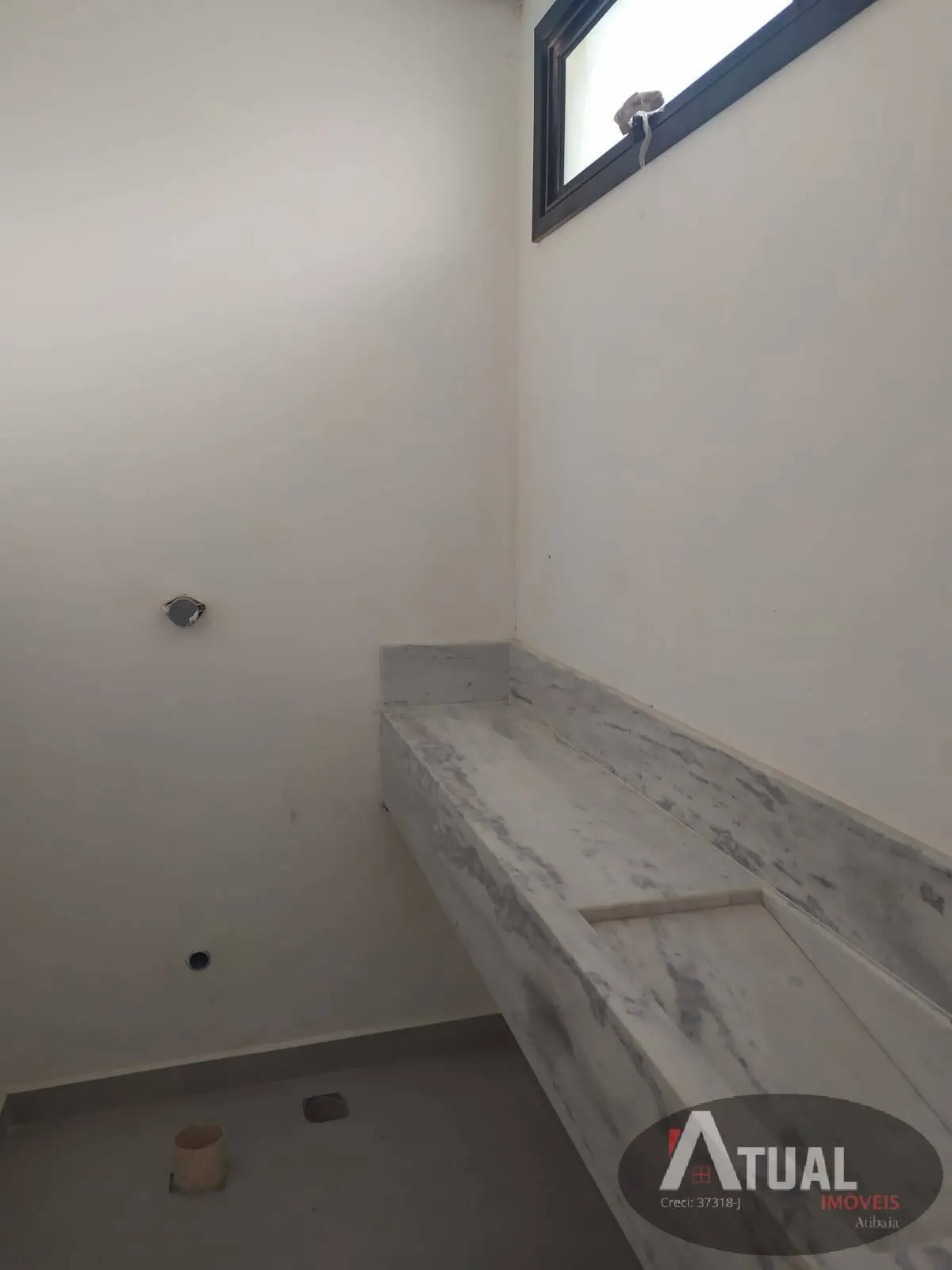 Casa à venda de 180 m² em Atibaia, SP, Brasil