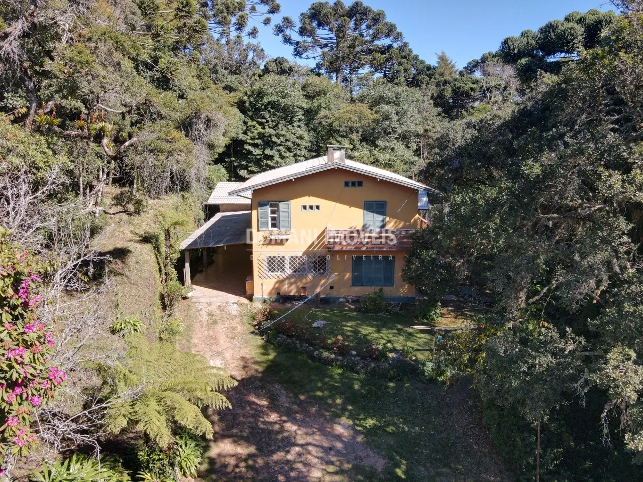 Casa à venda de 1 ha em Campos do Jordão, SP, Brasil