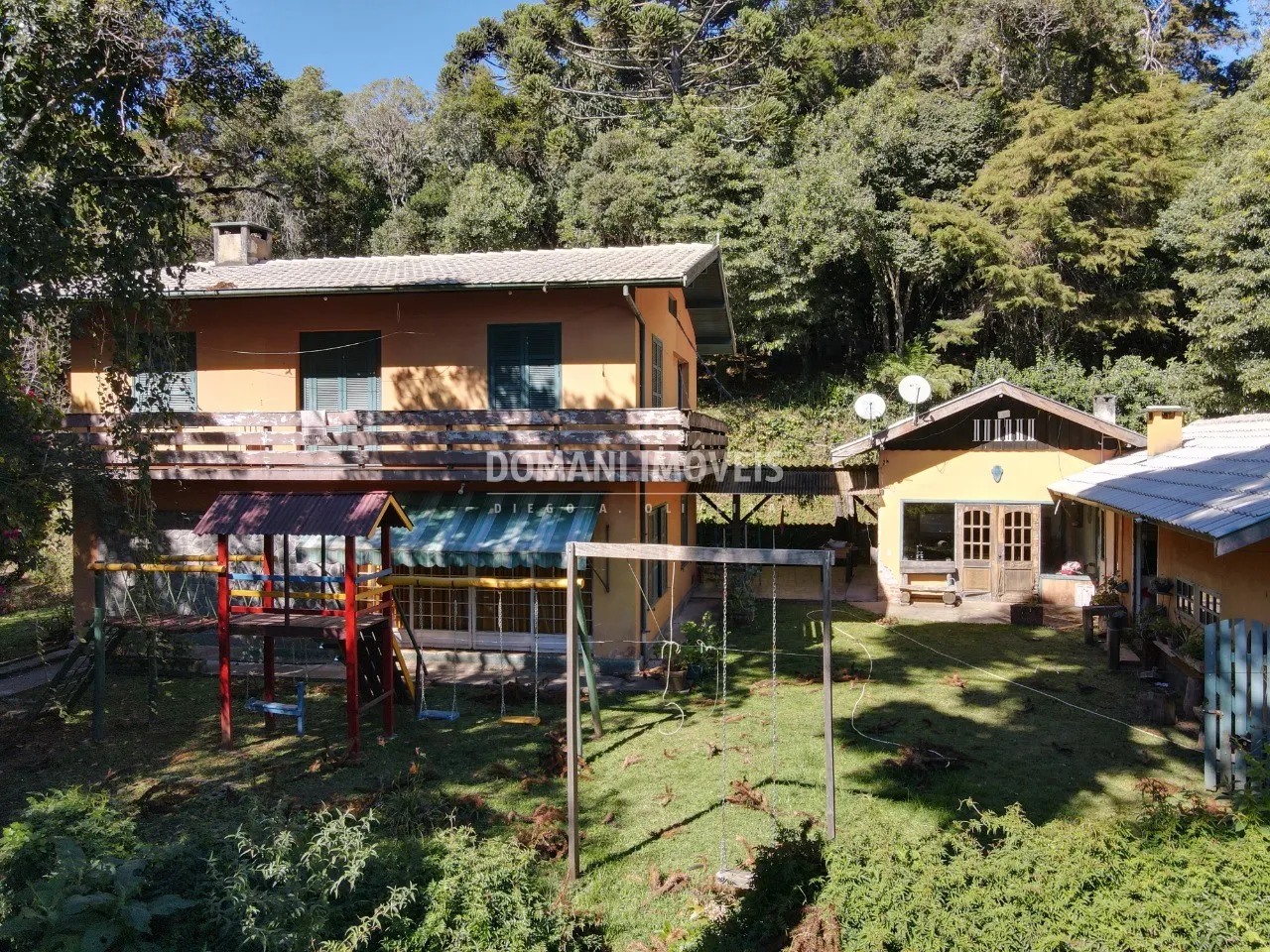 Casa à venda de 1 ha em Campos do Jordão, SP, Brasil