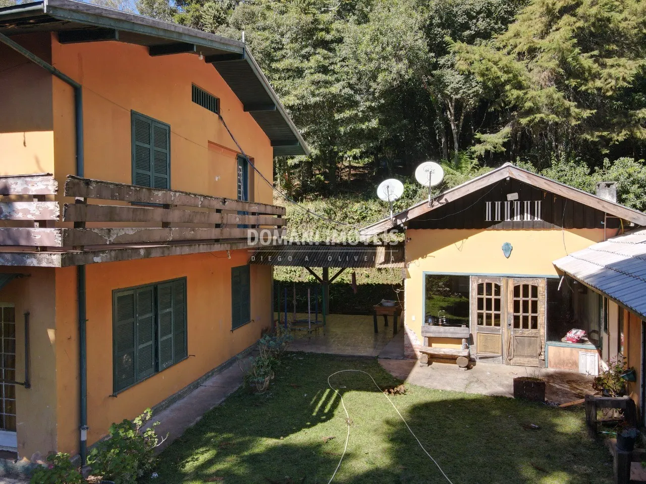 Casa à venda de 1 ha em Campos do Jordão, SP, Brasil