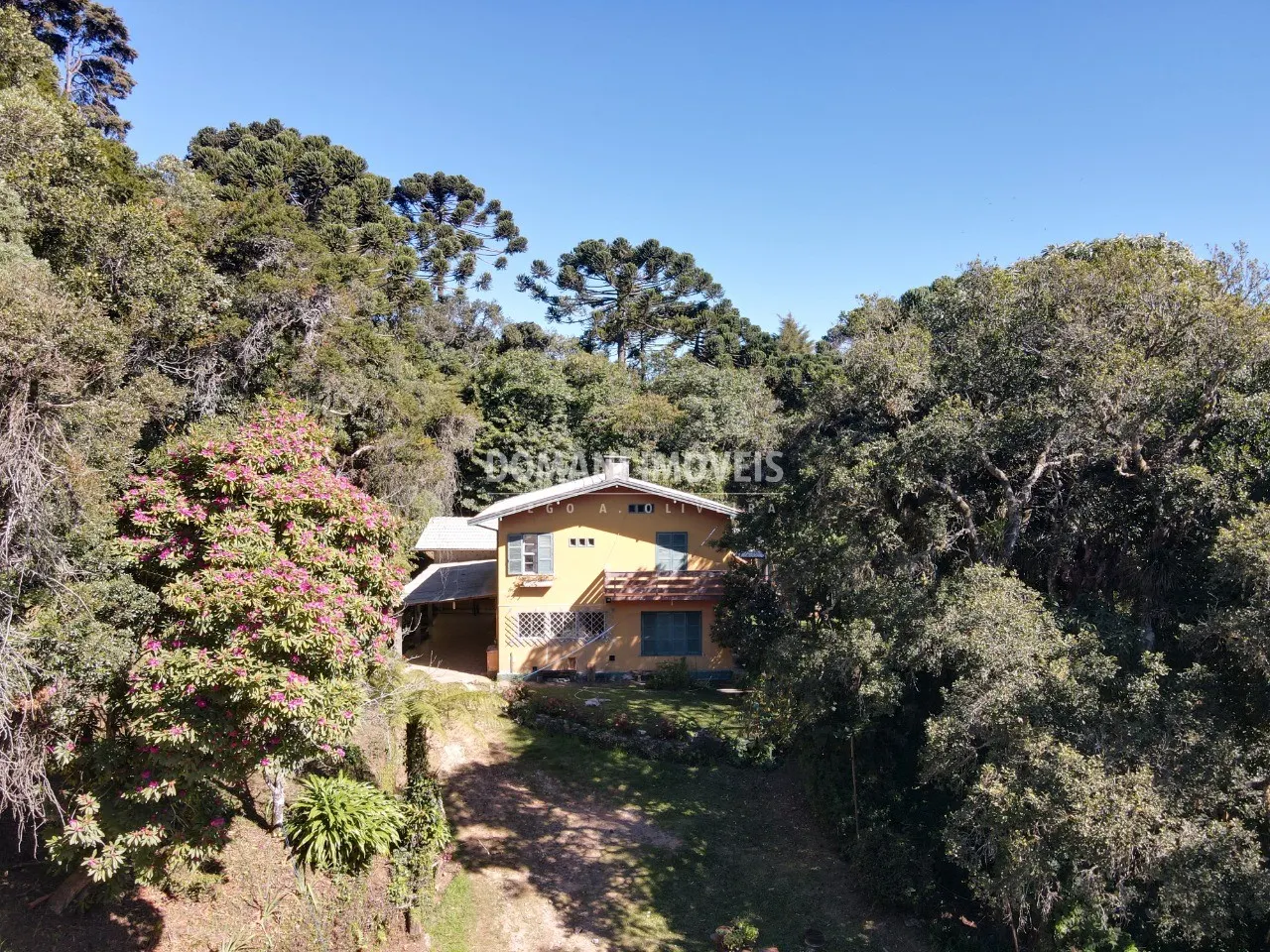 Casa à venda de 1 ha em Campos do Jordão, SP, Brasil