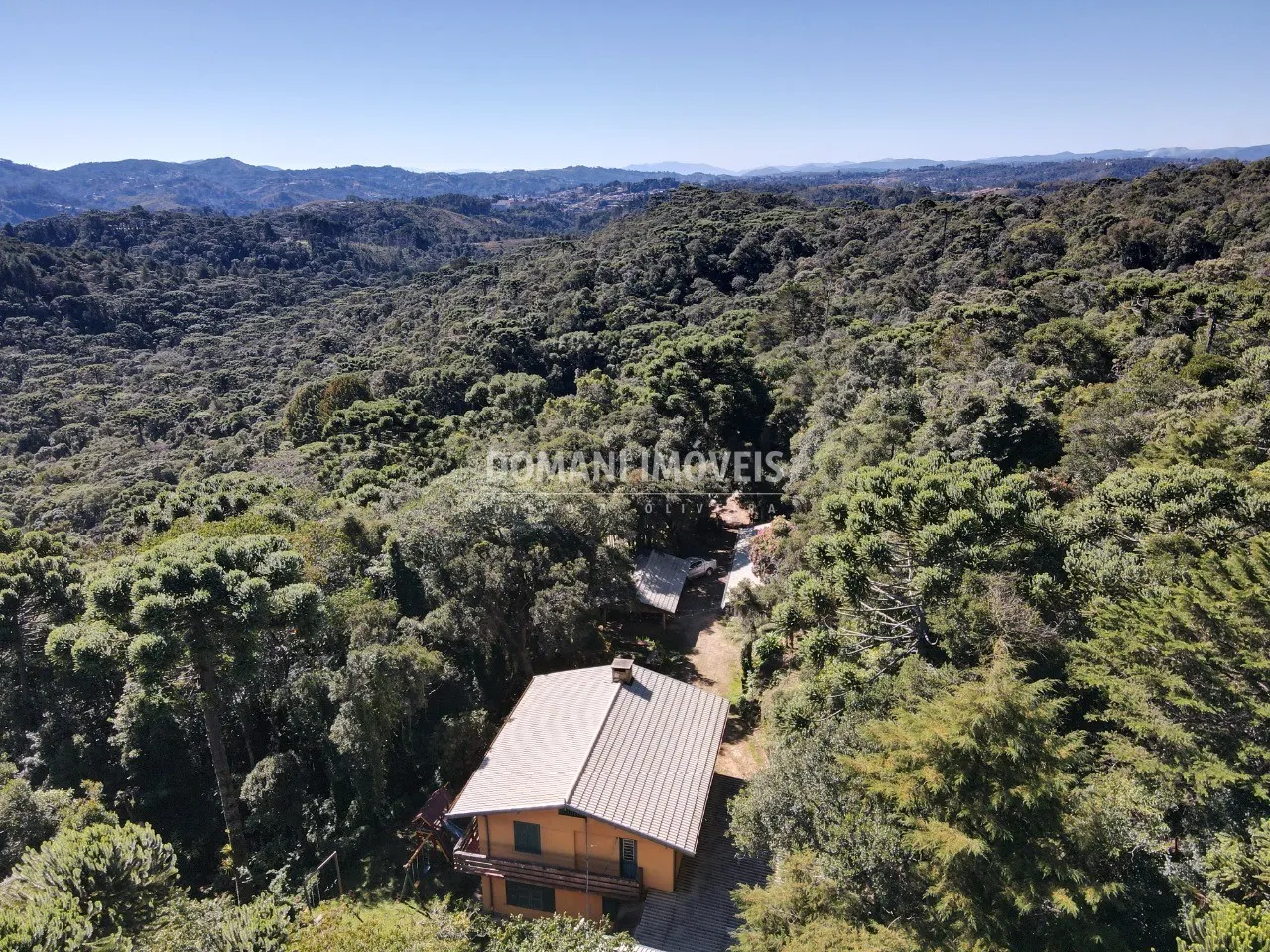 Casa à venda de 1 ha em Campos do Jordão, SP, Brasil