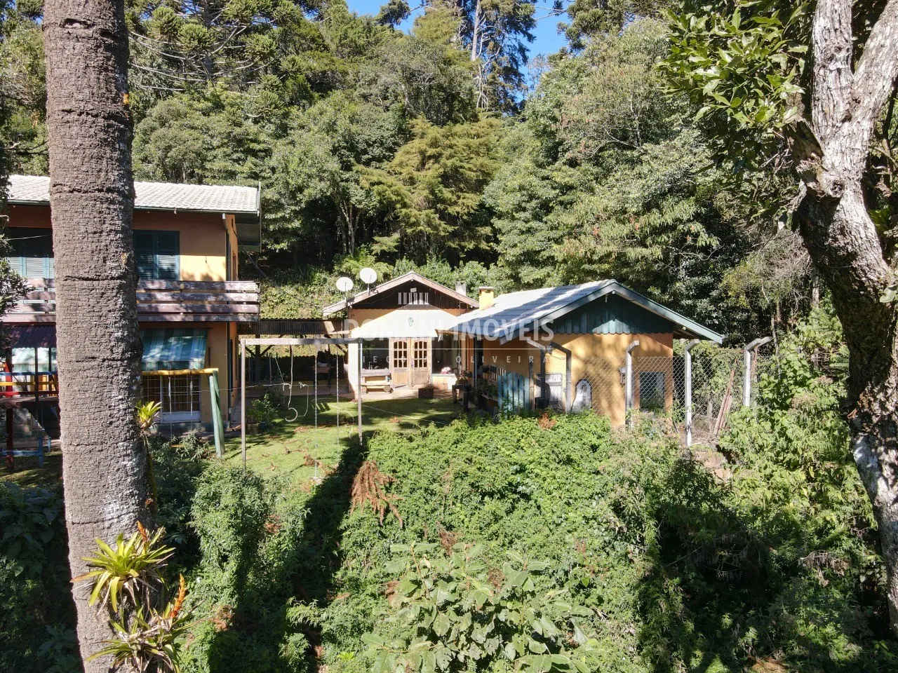 Casa à venda de 1 ha em Campos do Jordão, SP, Brasil