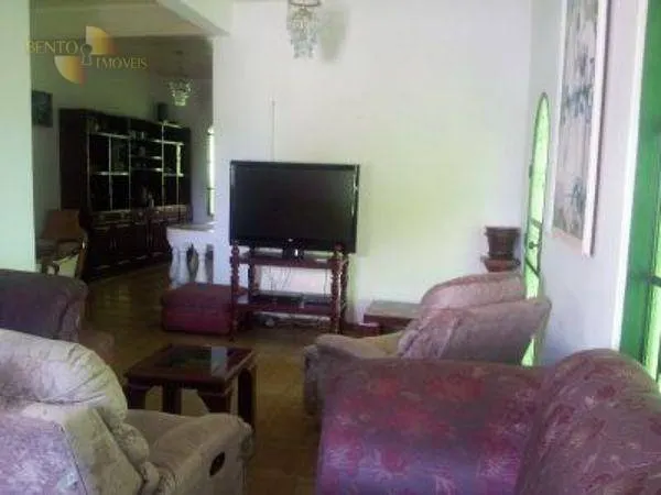Casa à venda de 1.080 m² em Cuiabá, MT, Brasil