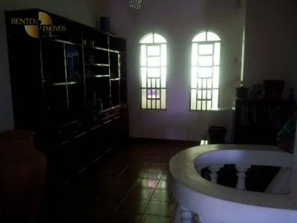 Casa à venda de 1.080 m² em Cuiabá, MT, Brasil