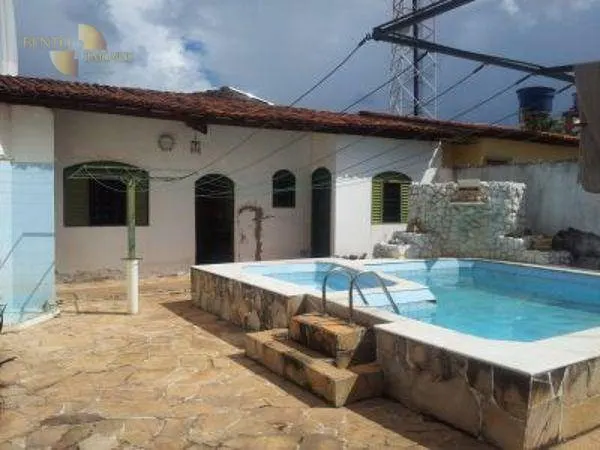 Casa à venda de 1.080 m² em Cuiabá, MT, Brasil