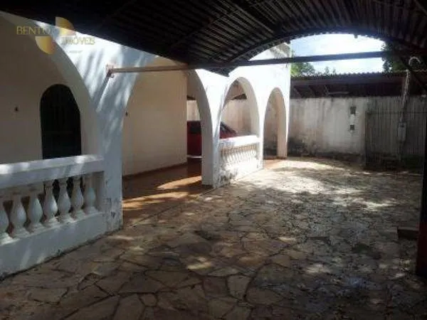 Casa à venda de 1.080 m² em Cuiabá, MT, Brasil
