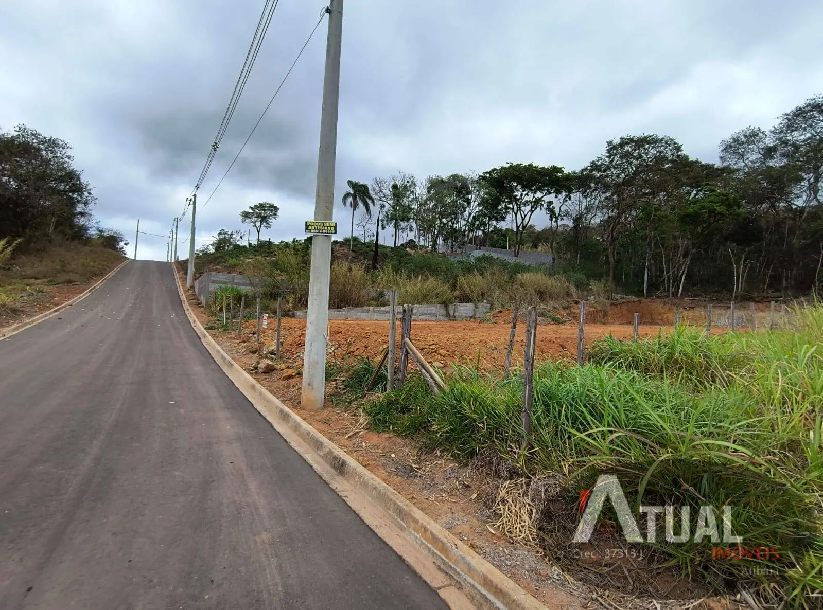 Terreno à venda de 1.000 m² em Atibaia, SP, Brasil