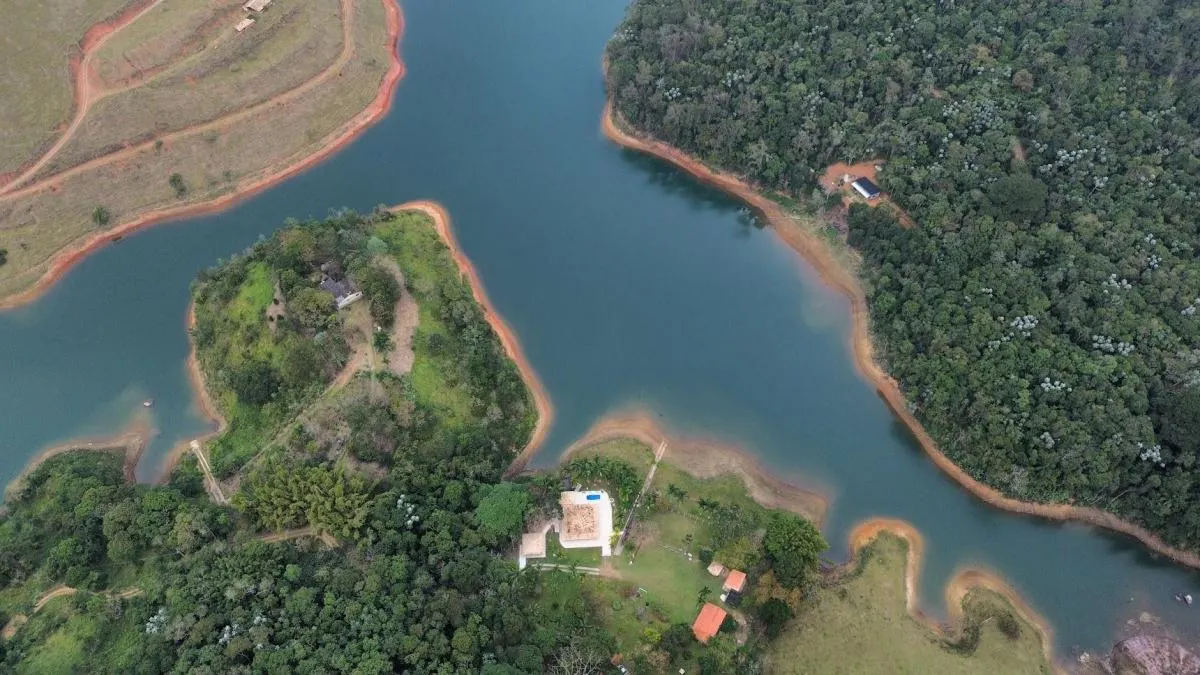 Chácara à venda de 1 ha em São José dos Campos, SP, Brasil