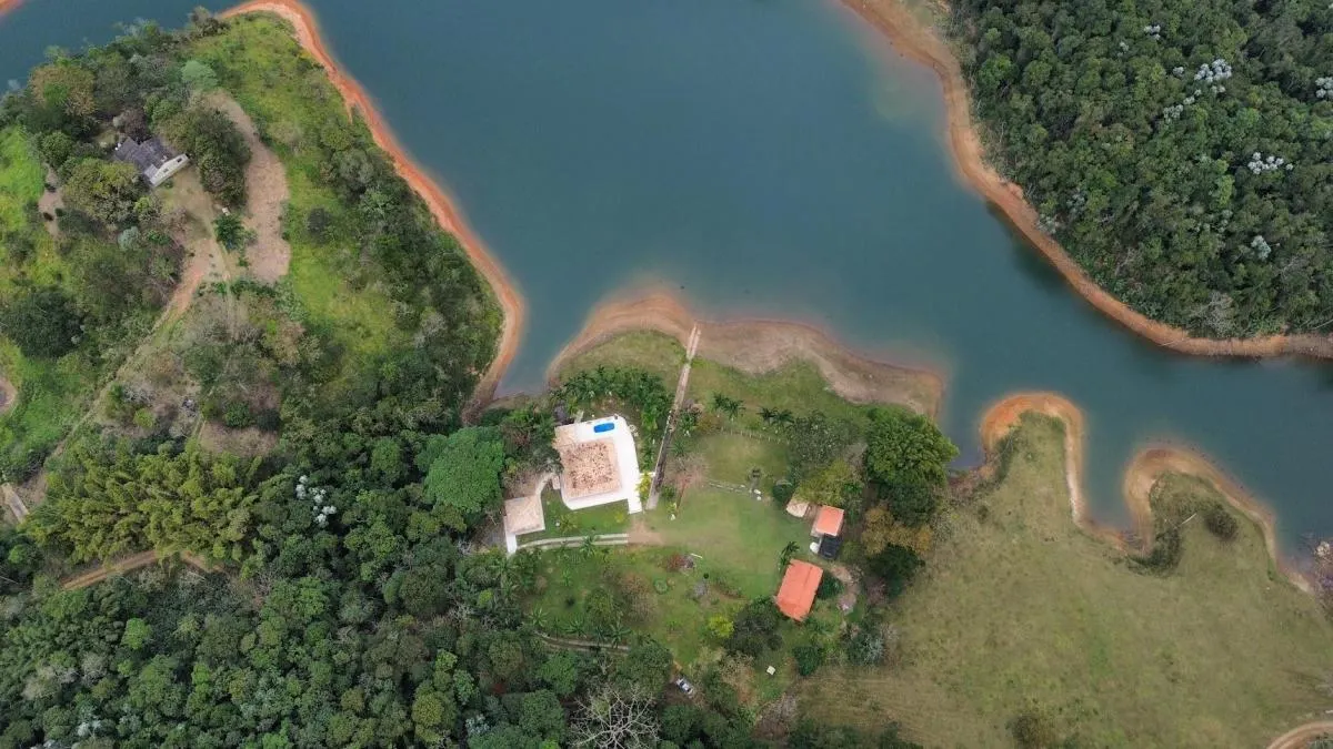 Chácara à venda de 1 ha em São José dos Campos, SP, Brasil