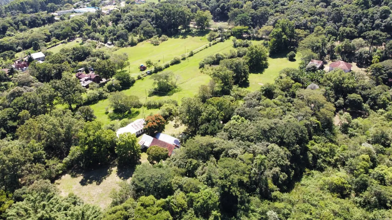 Sítio à venda de 6 ha em Dois Irmãos, RS, Brasil