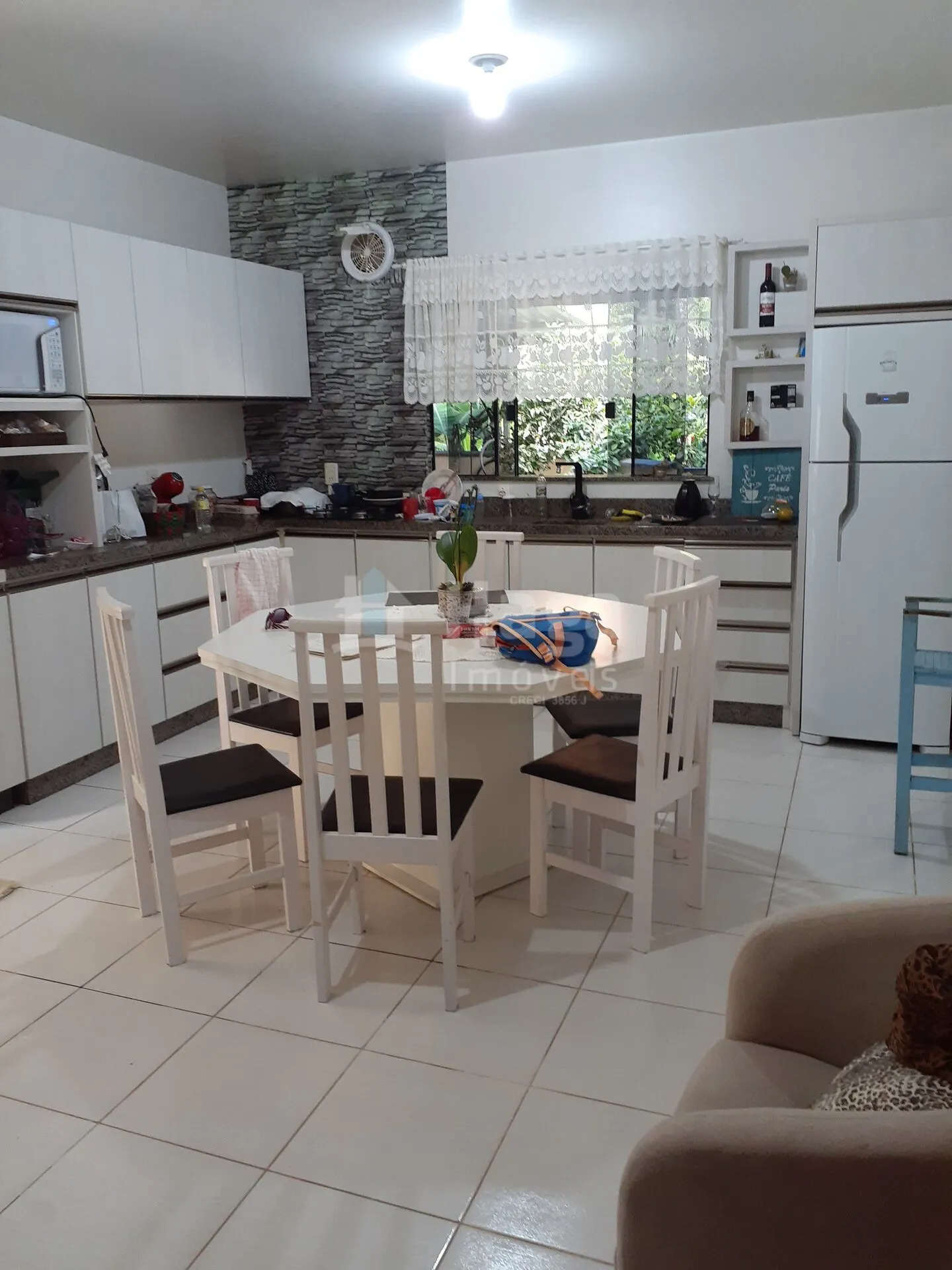 Casa à venda de 2.058 m² em Guabiruba, SC, Brasil