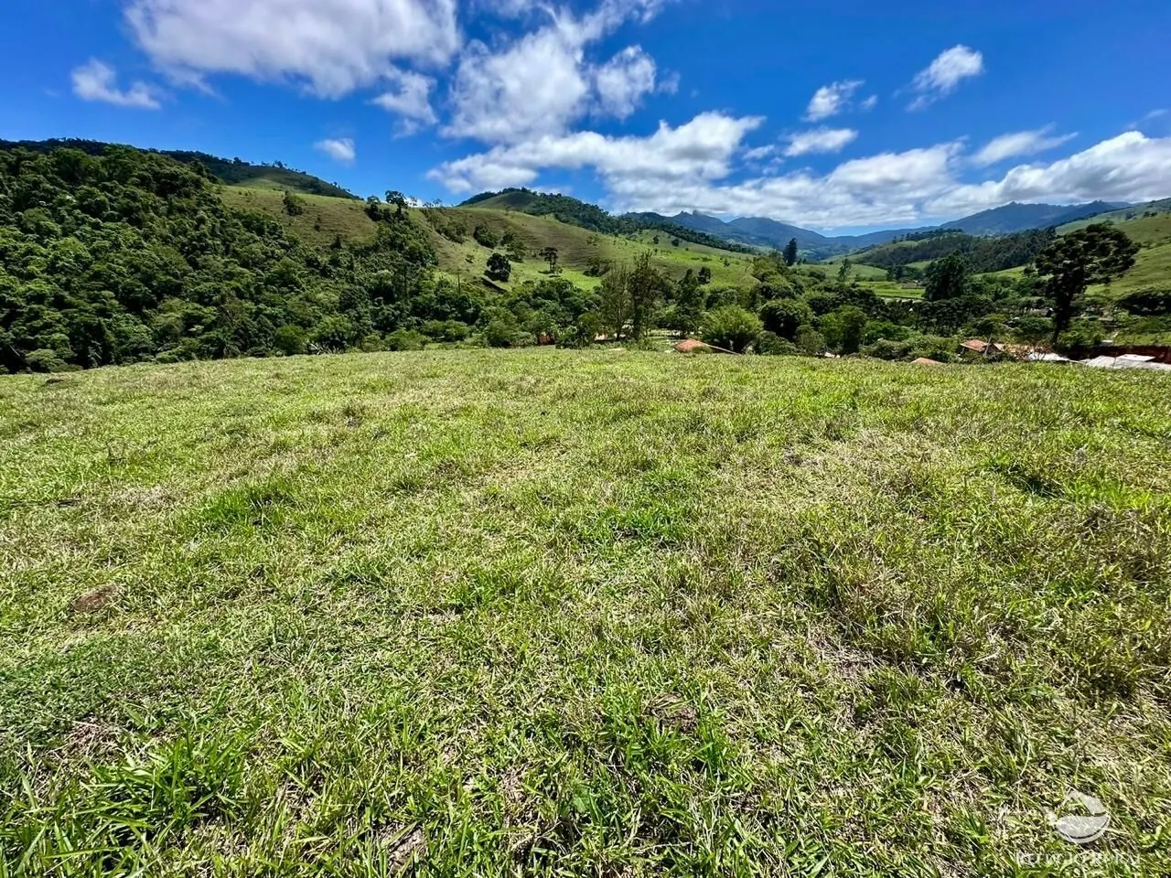 Terreno à venda de 12 ha em Sapucaí-Mirim, MG, Brasil