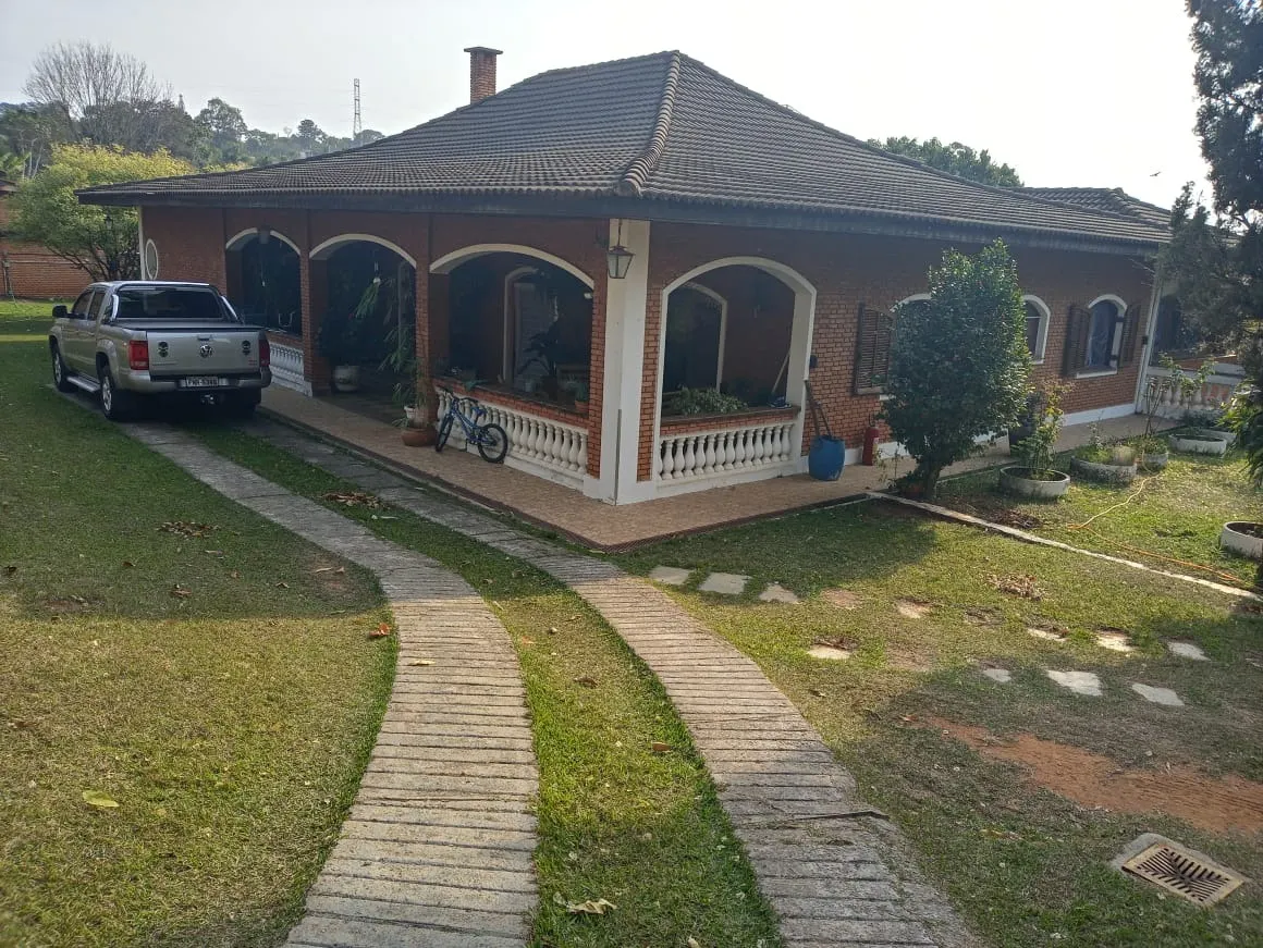 Country home for sale of 4,000 m² in Atibaia, SP, Brazil
