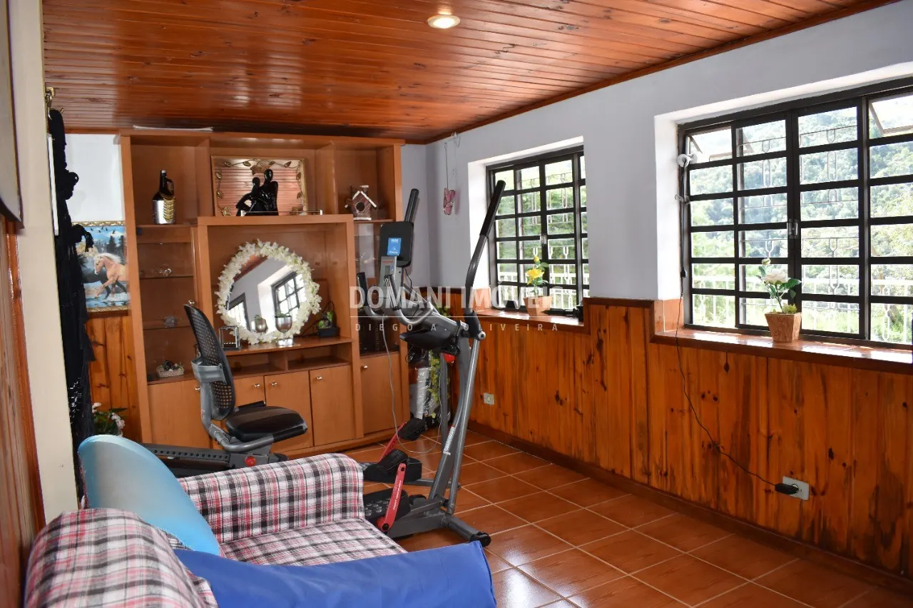 Casa à venda de 1.110 m² em Campos do Jordão, SP, Brasil