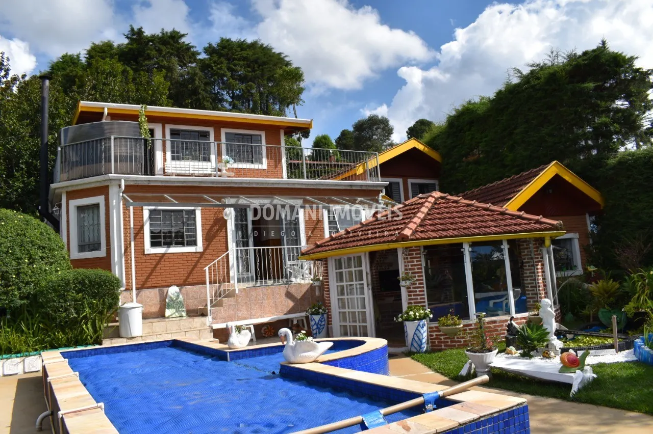 Casa à venda de 1.110 m² em Campos do Jordão, SP, Brasil