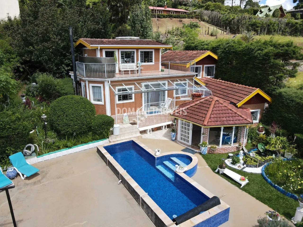 Casa à venda de 1.110 m² em Campos do Jordão, SP, Brasil