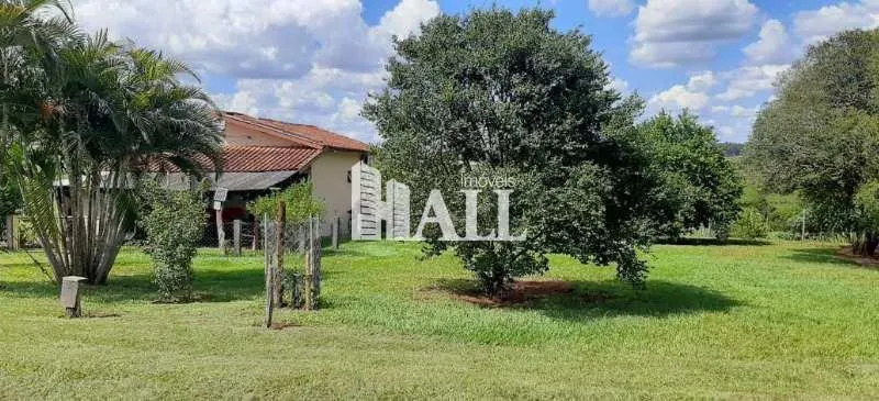 Sítio à venda de 9 ha em Bady Bassitt, SP, Brasil