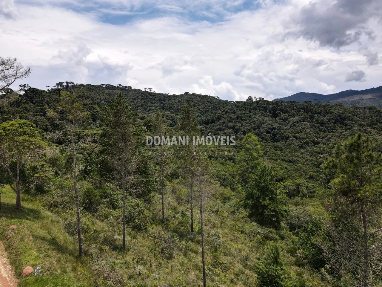 Terreno à venda de 1.050 m² em Campos do Jordão, SP, Brasil