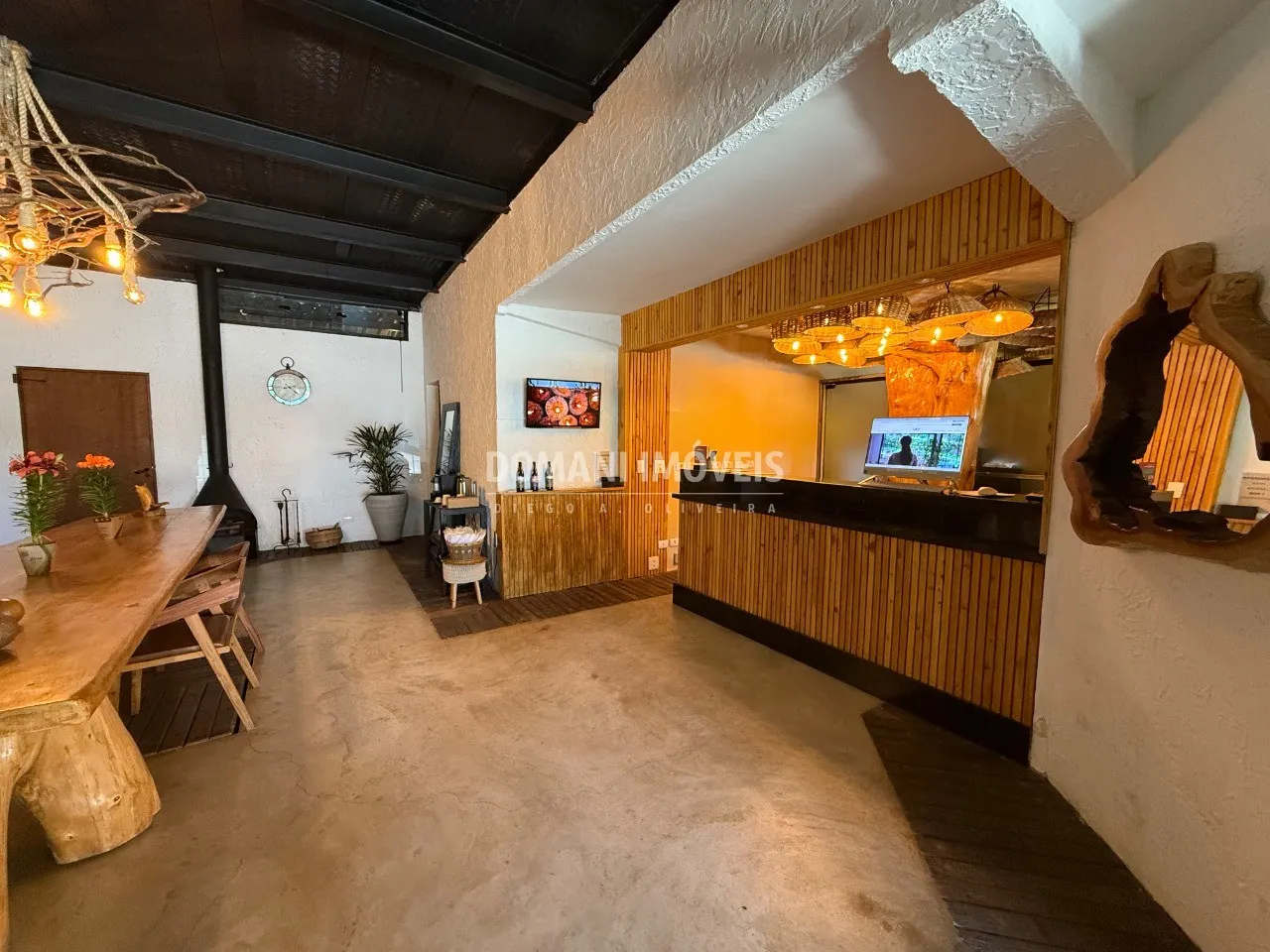 Comercial à venda de 2.870 m² em Campos do Jordão, SP, Brasil