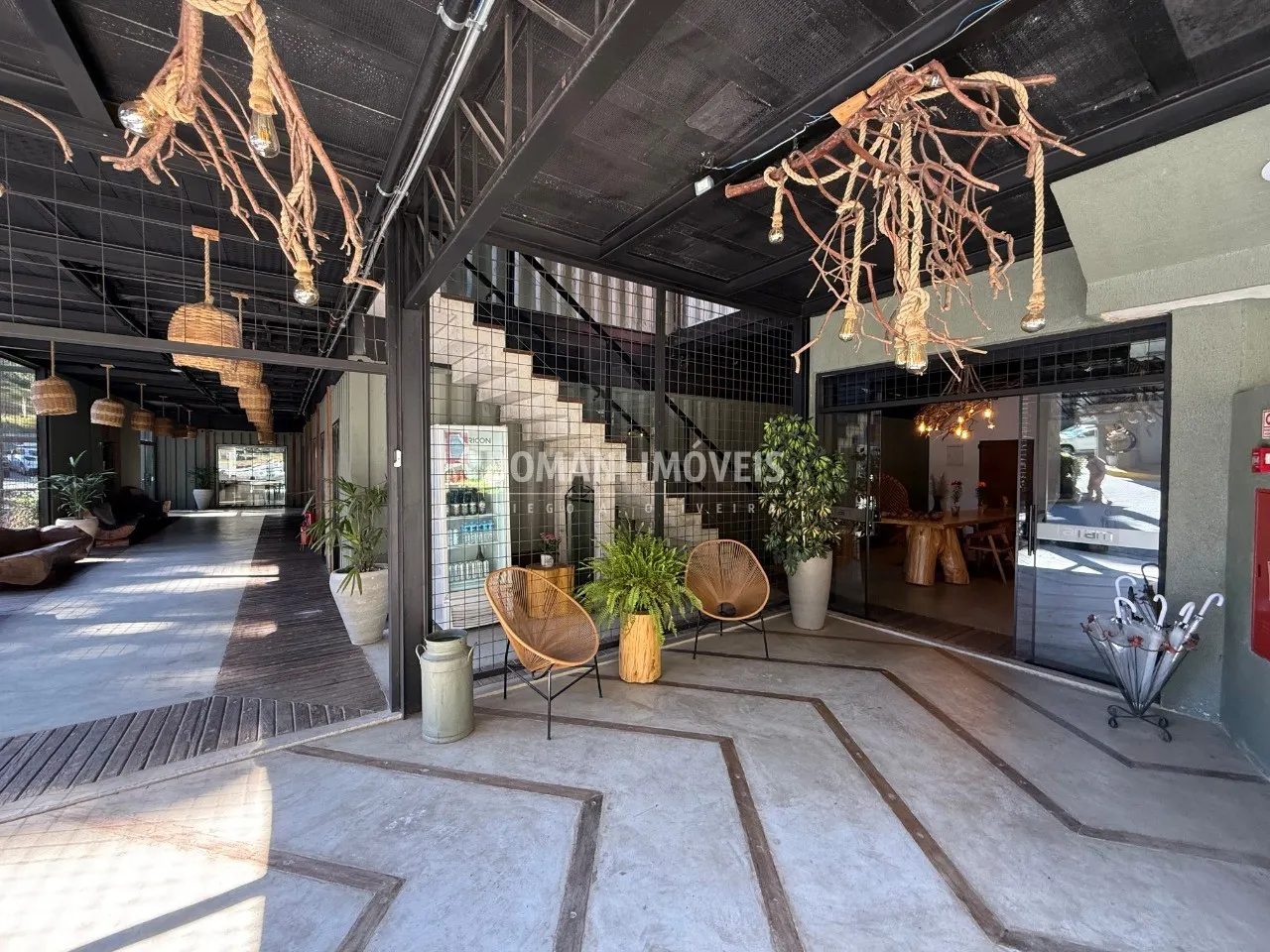 Comercial à venda de 2.870 m² em Campos do Jordão, SP, Brasil