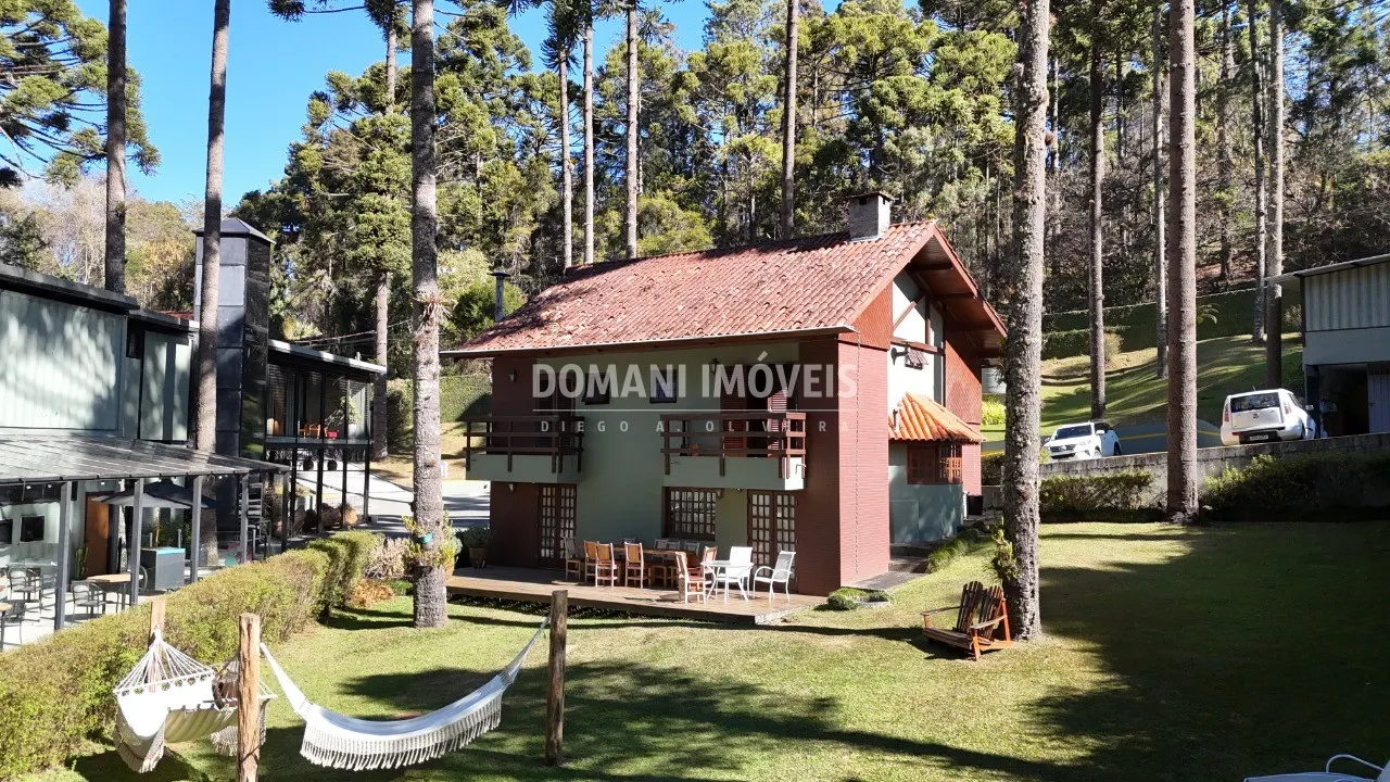 Comercial à venda de 2.870 m² em Campos do Jordão, SP, Brasil